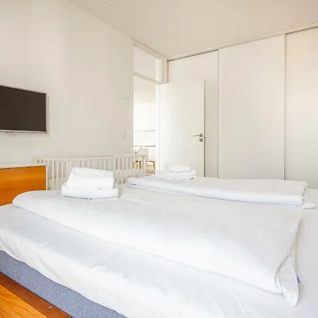 High-end 1 Bedroom With Huge Balcony Апартаменты *