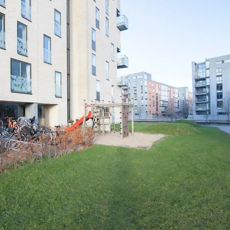 High-end 1 Bedroom With Huge Balcony